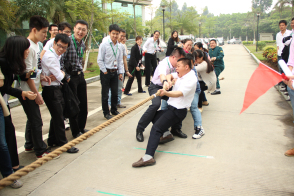 undefined 2013年集團員工五一拔河活動-17210238687.jpg